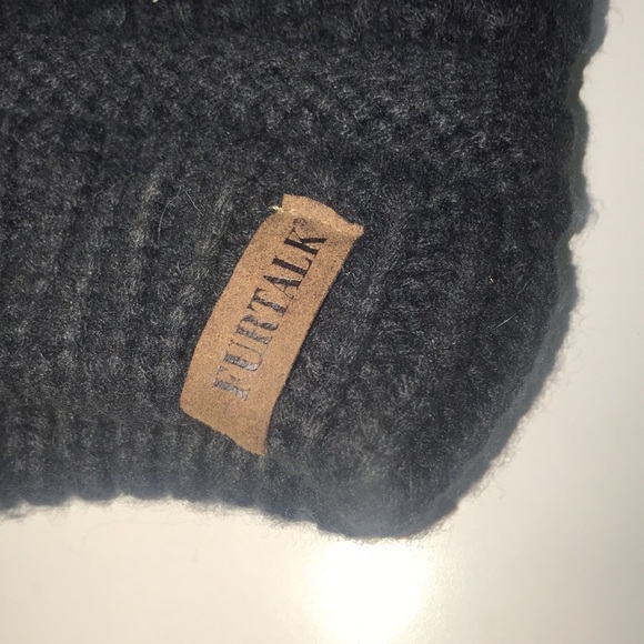 FURTALK WINTER POM POM OVERSIZED SLOUCHED HAT - Picture 3 of 4